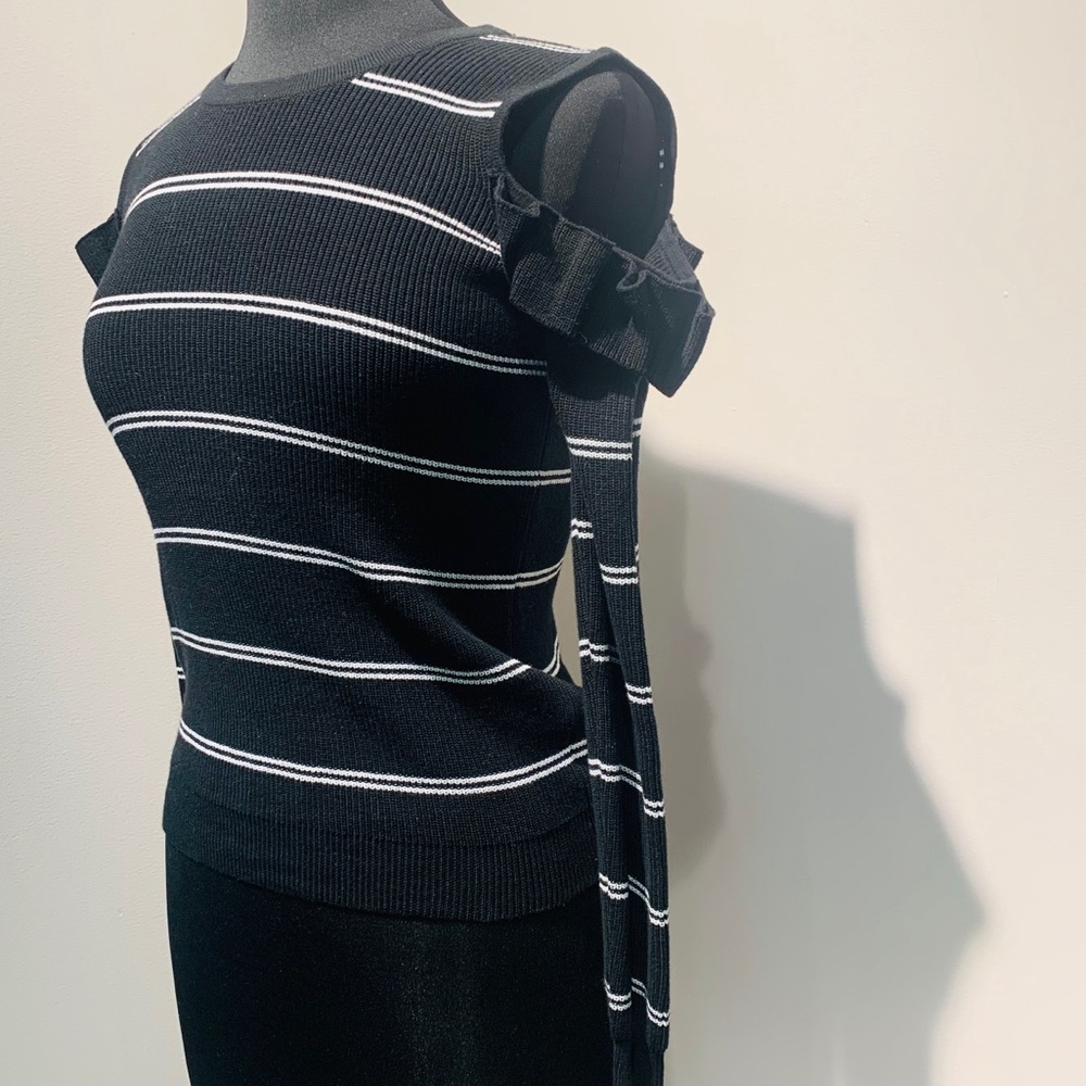 Striped Ruffle Cold Shoulder - Picture 3 of 5